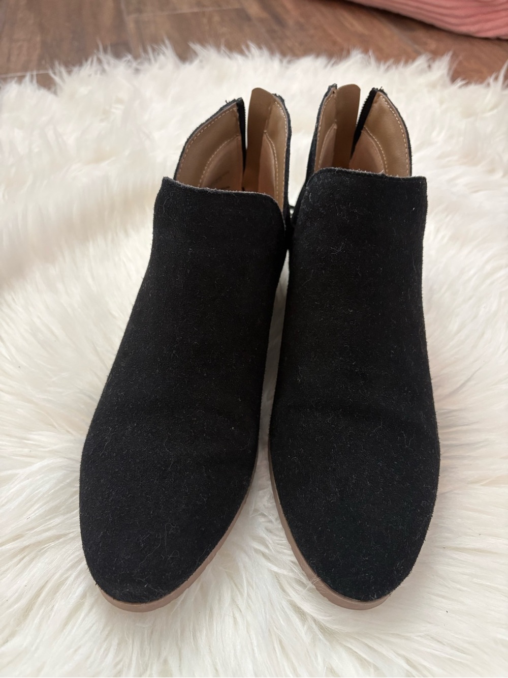 Kenneth Cole Reaction Black Suede Ankle Booties